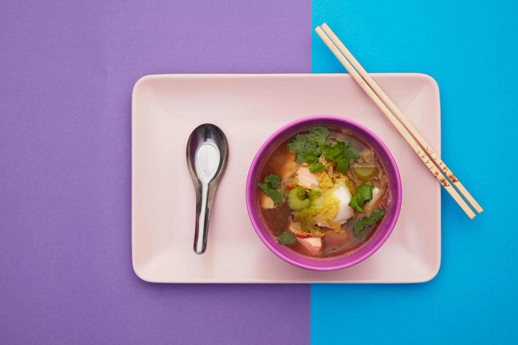 Hotpot med fisk, chili og ingefær